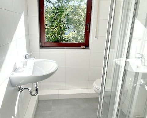 Duschbad mit Fenster