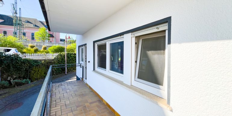 Balkon EG