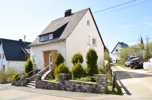 Straßenansicht