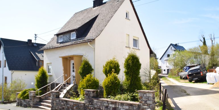 Straßenansicht