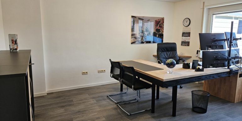 Büro 3