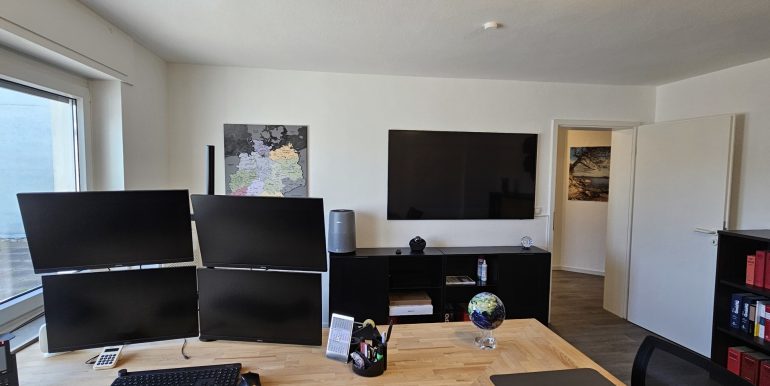 Büro 3