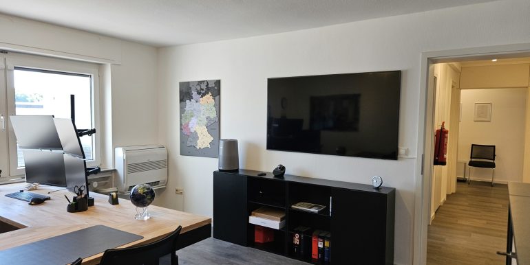 Büro 3