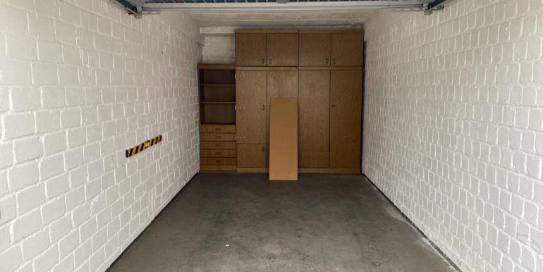 Garage 1