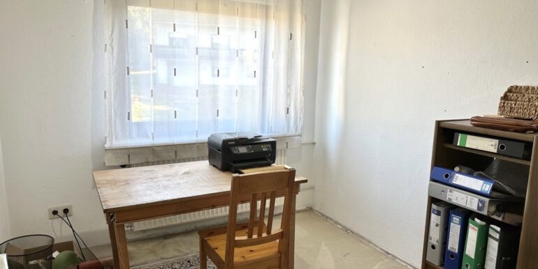 Büro (OG)