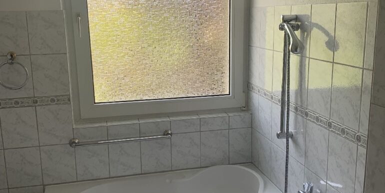 Badezimmer mit Wanne