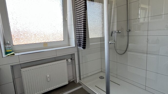 ...großer Dusche