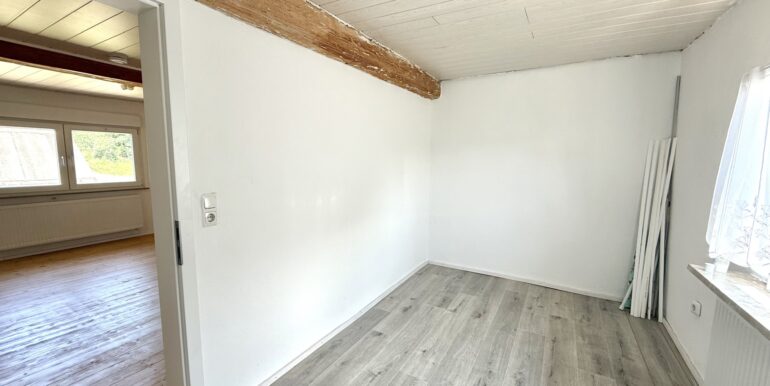 OG Büro/Ankleide