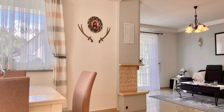 Blick ins Wohnzimmer