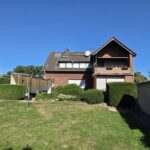 Sattes Einfamilienhaus im Außenbereich