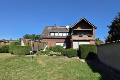 Sattes Einfamilienhaus im Außenbereich
