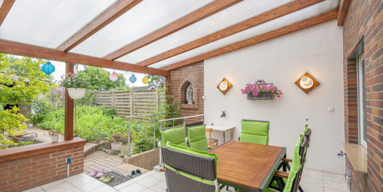 Überdachte Terrasse