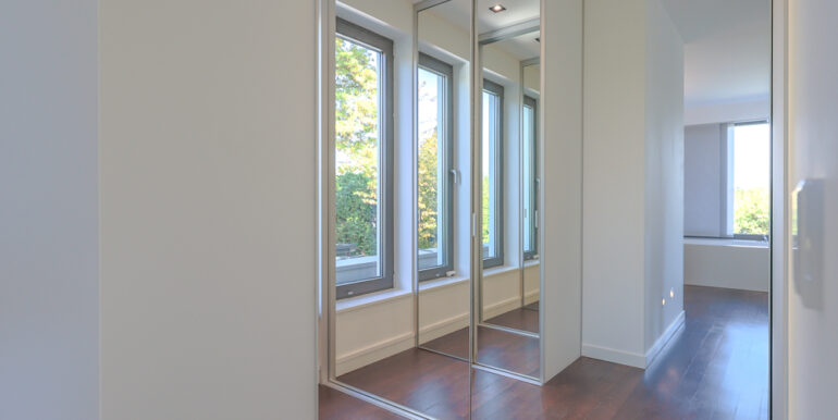 Ankleidezimmer OG
