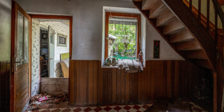 Treppe ins Obergeschoss