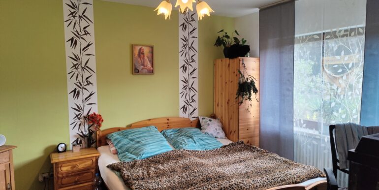 Schlafzimmer UG