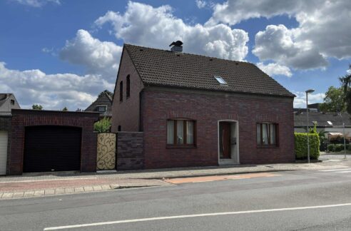 Freistehendes Einfamilienhaus in Moers-Asberg