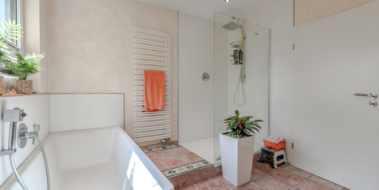 Badezimmer OG