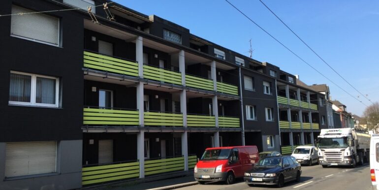 Außenansicht Straßenseite