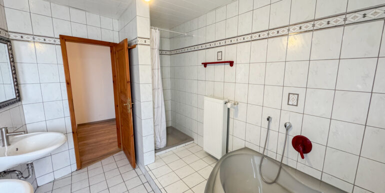 Tageslichtbad OG Haus 3