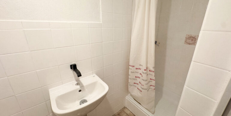 Duschbad mit WC EG Haus 3