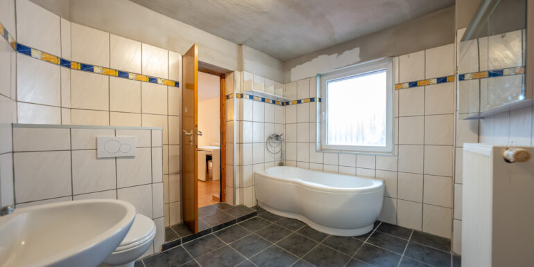 Badezimmer 1 OG