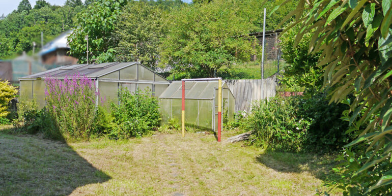 Garten hinter dem Haus