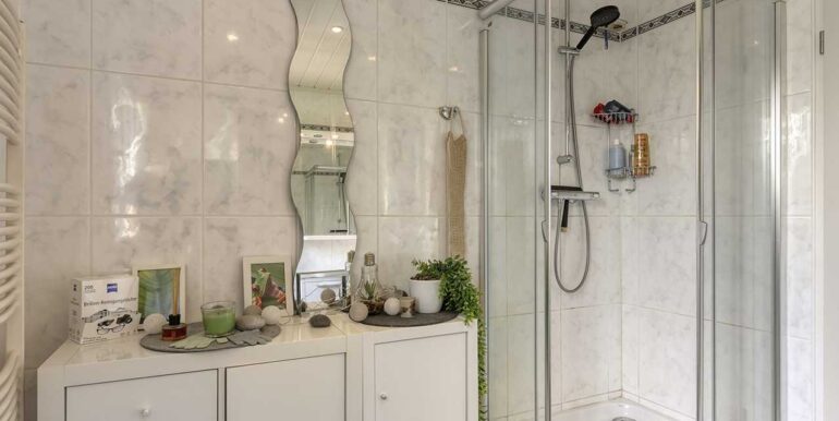 Badezimmer Erdgeschoss