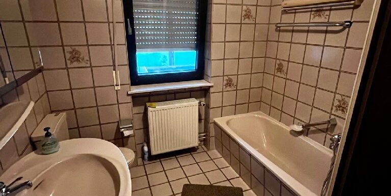 Badezimmer EG