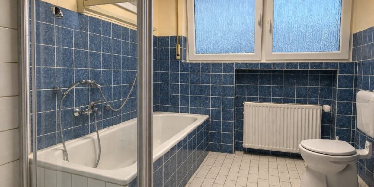 Dusch- und Wannenbad