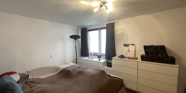 größeres Schlafzimmer