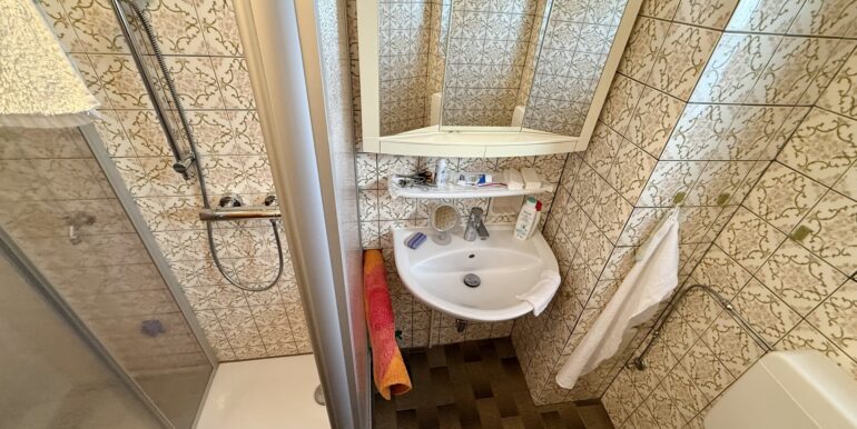 Haus Nr. 6 EG Duschbad