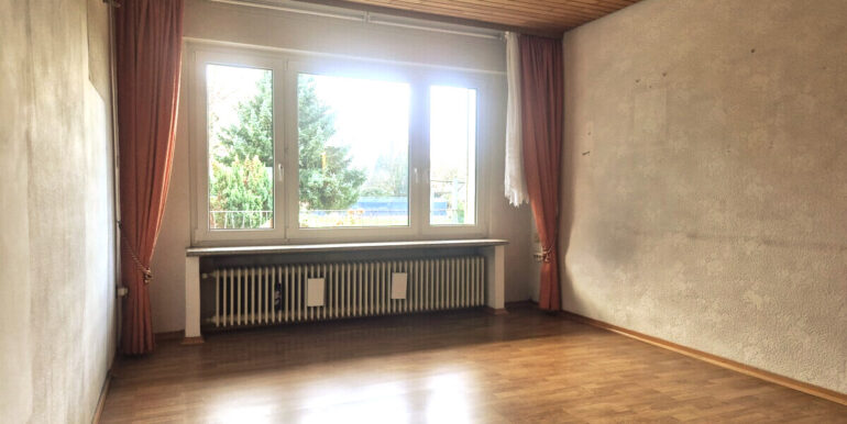 Wohnraum mit Blick in den Garten