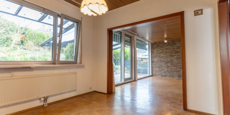 Der angrenzende Essbereich