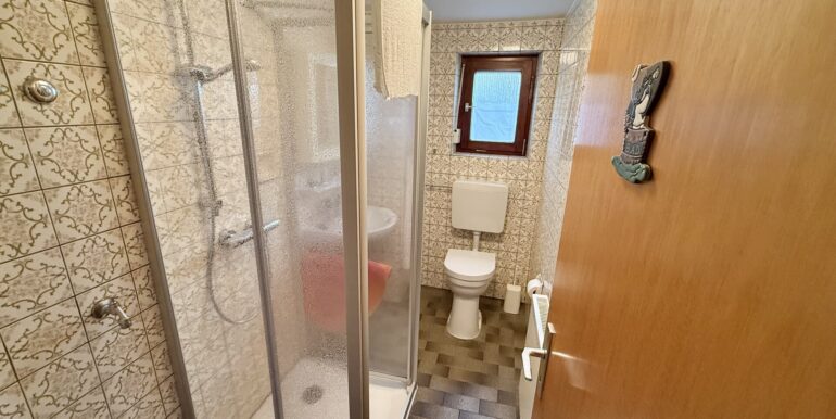 Haus Nr. 6 EG Duschbad