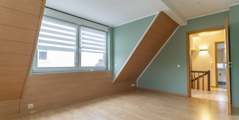 Kinder-/ Arbeitszimmer