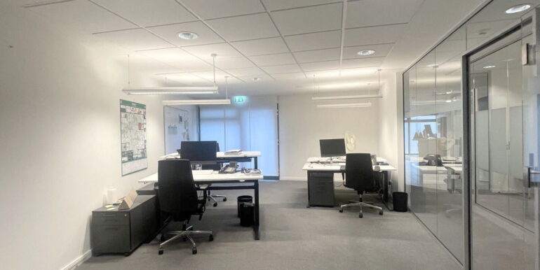 großes Büro