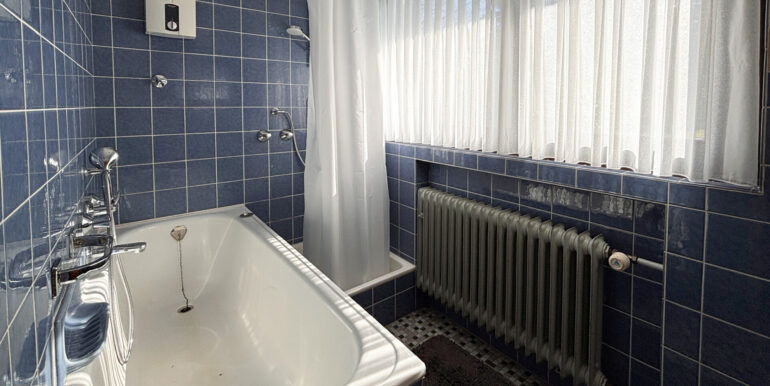 Badezimmer EG