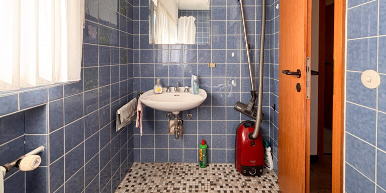 Badezimmer EG