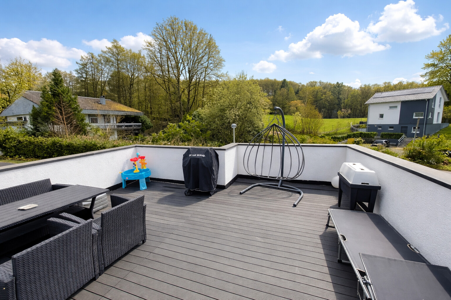 Moderne Maisonette-Wohnung mit Dachterrasse - Foto 1