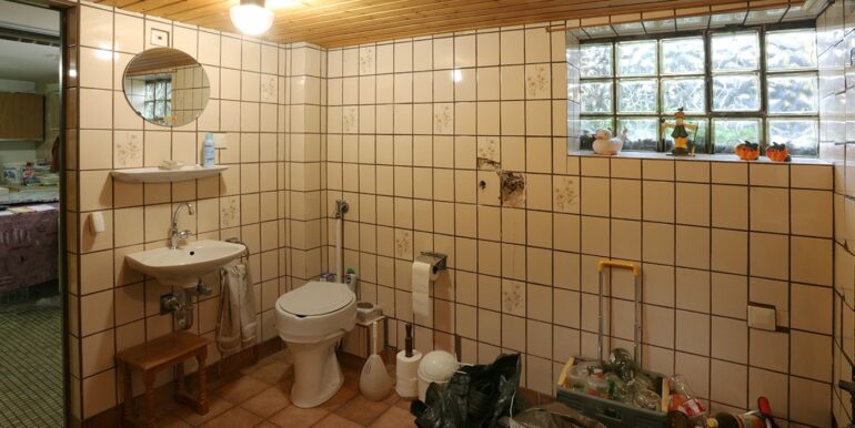 UG Hausanschlüsse und WC
