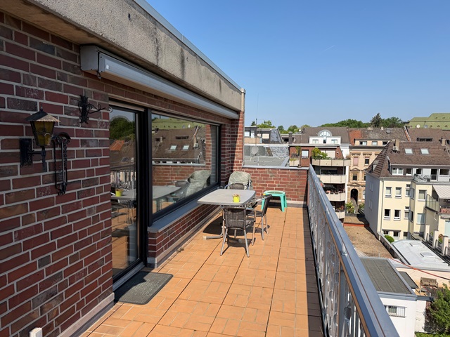 Großzügige 3-Zimmer-Dachgeschosswohnung in MG-Zentrum - Photo 5