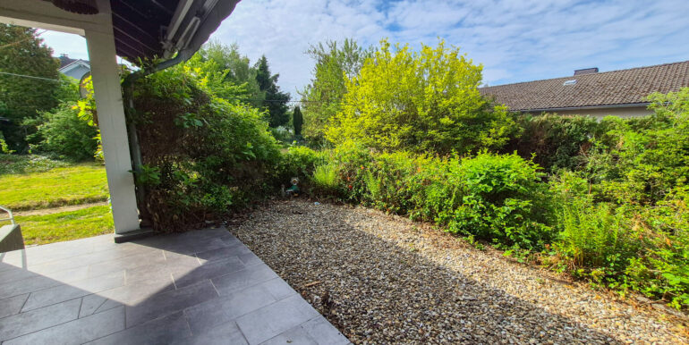 überdachte Terrasse