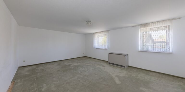 Arbeitszimmer im Erdgeschoss