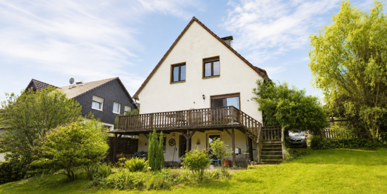 Hausrückseite