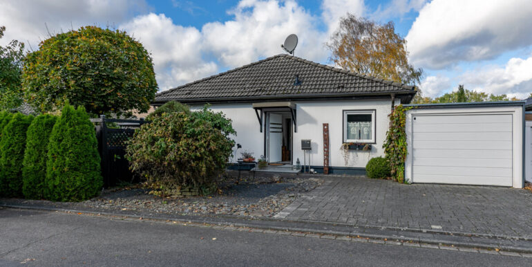 Straßenansicht