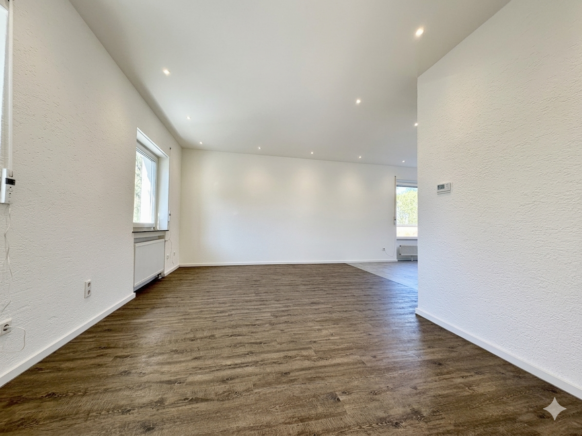Kurbad-Villa mit Kamin, Terrasse, Keller, Garten, Garage und Gartenhaus - Foto 2