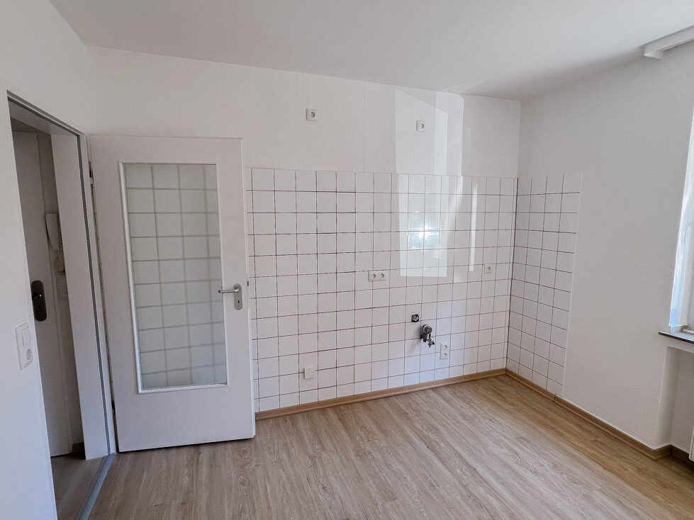 Schönes ca. 34 m² großes 1-Zimmer-Appartment mit großem Wohnraum und Tageslichtbad - Foto 1