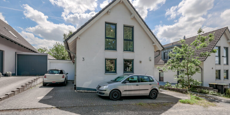 Straßenansicht