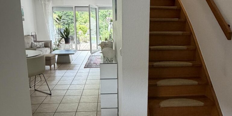 Diele/Treppenaufgang ins DG