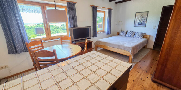 Einliegerwohnung KG